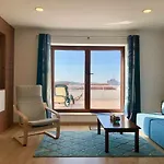 Imowemo Multifuncional Penthouse Apartment