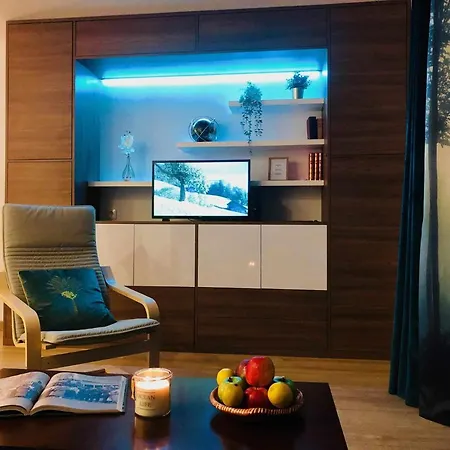 Imowemo Multifuncional Penthouse Apartman Ovar